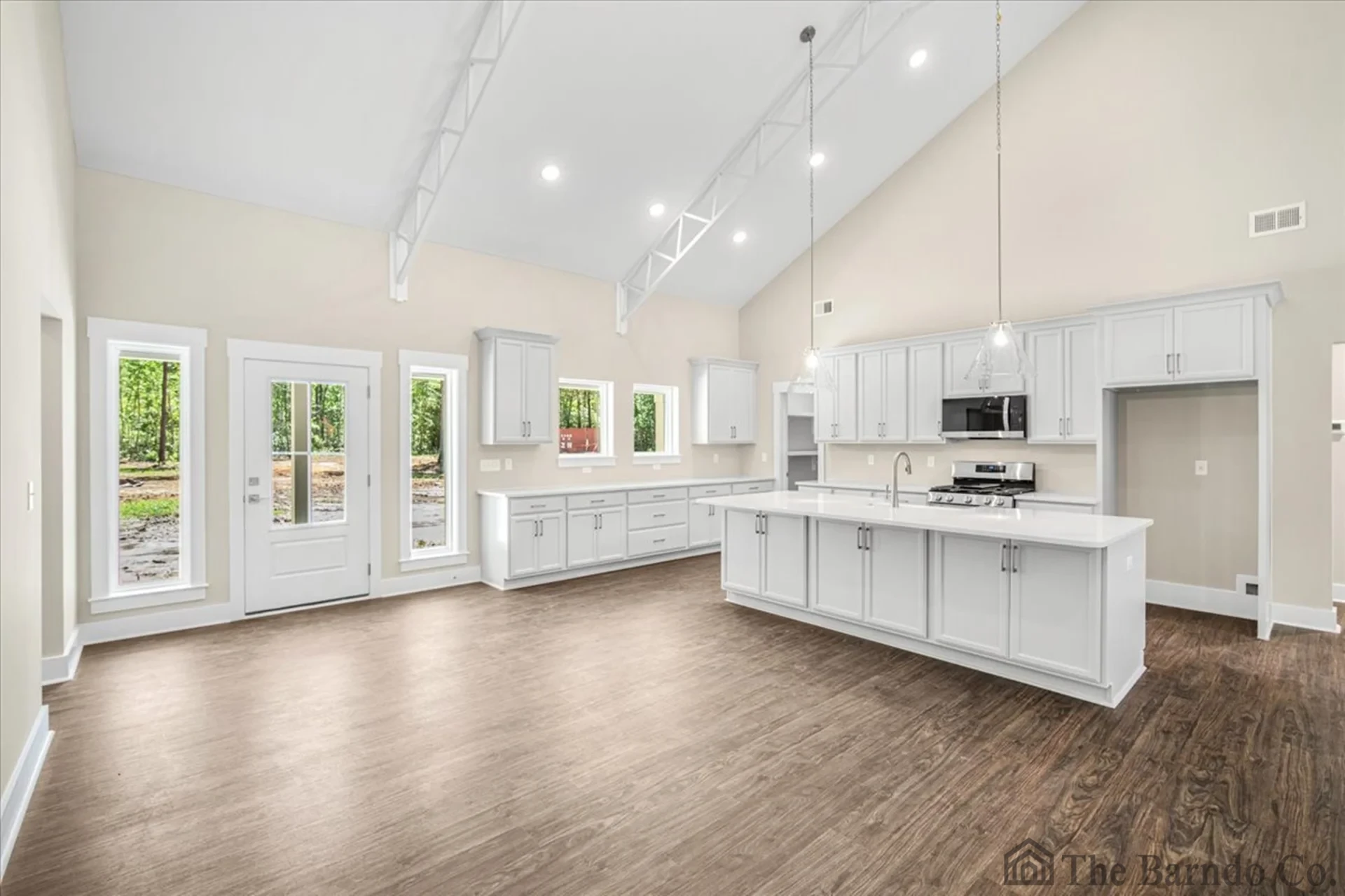 12-485 Rodeo Drive-23